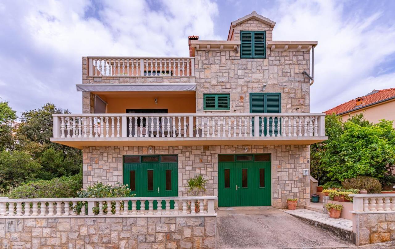Apartman Grosic برنا المظهر الخارجي الصورة