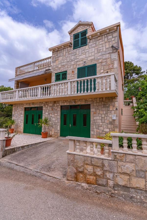 Apartman Grosic برنا المظهر الخارجي الصورة