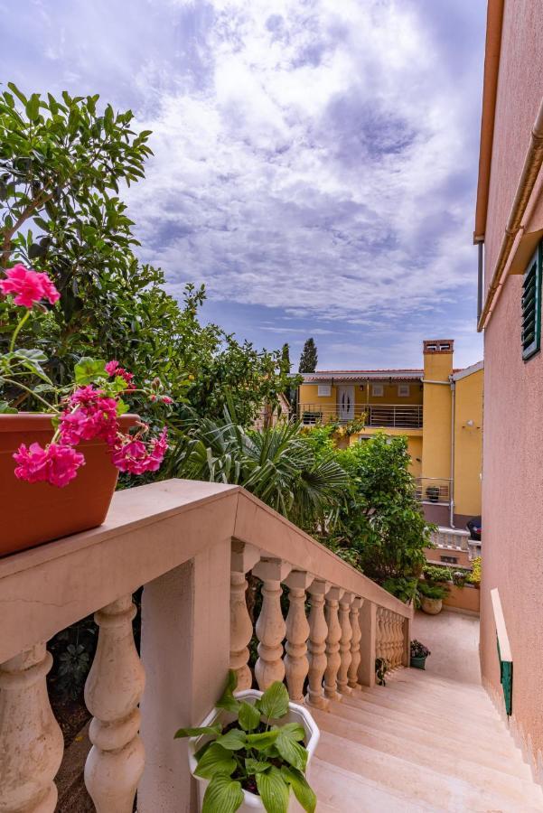 Apartman Grosic برنا المظهر الخارجي الصورة