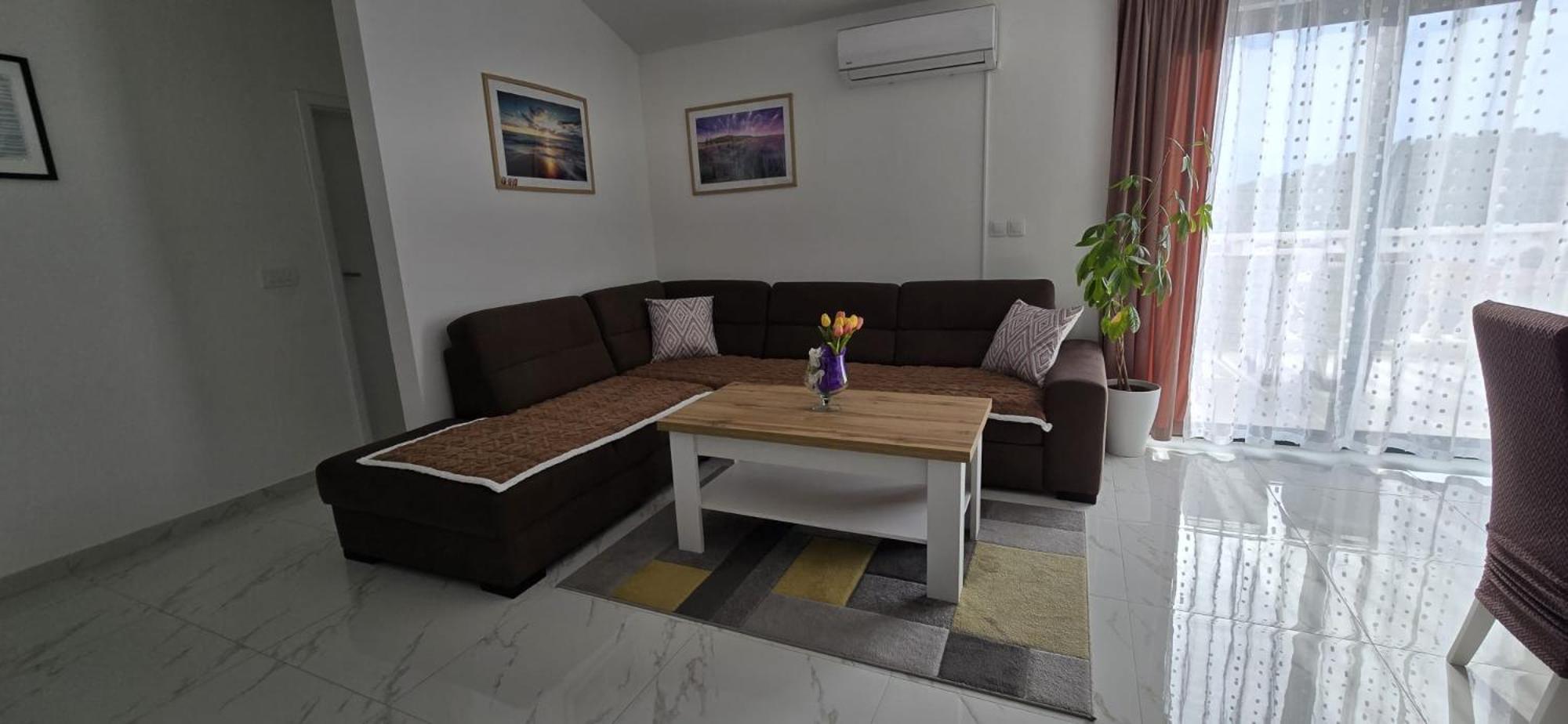 Apartman Grosic برنا المظهر الخارجي الصورة