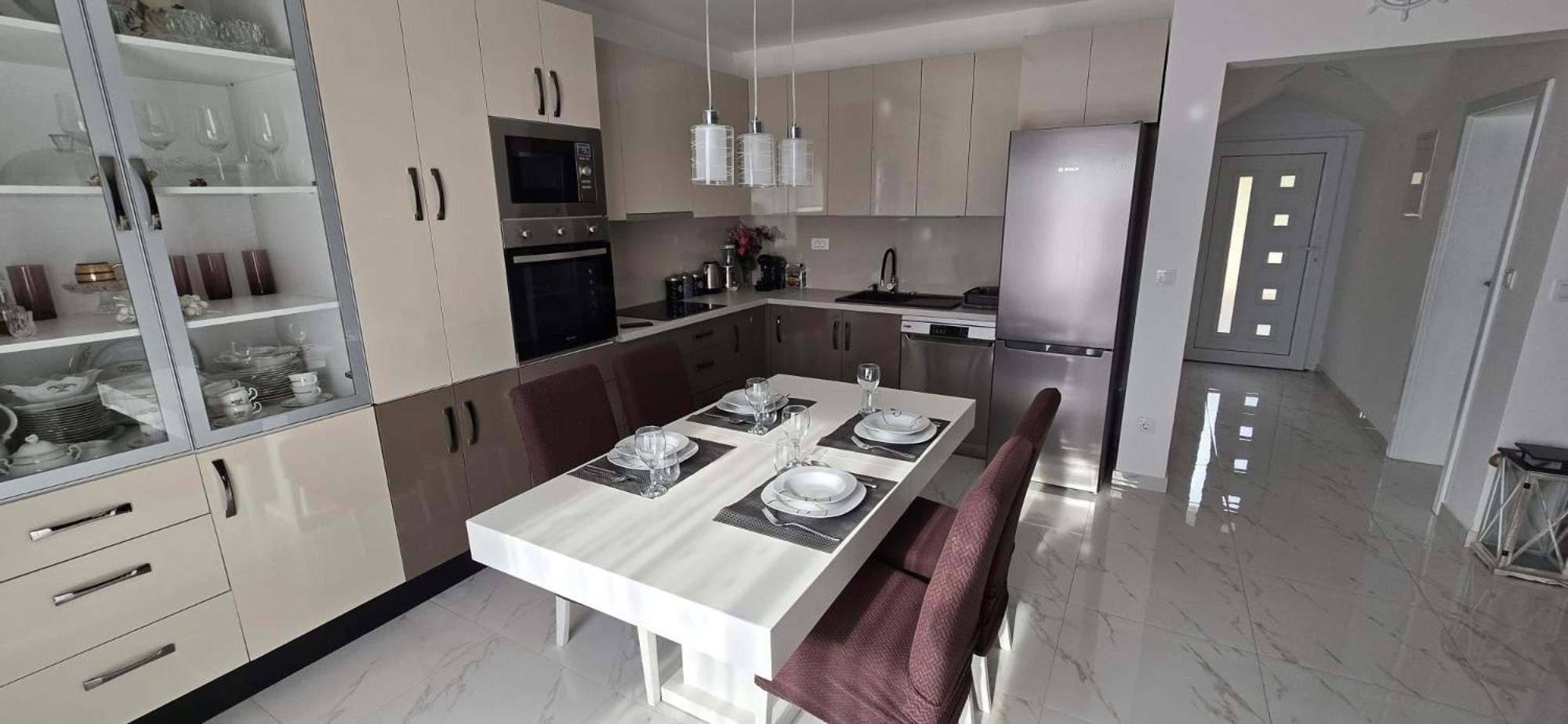 Apartman Grosic برنا المظهر الخارجي الصورة